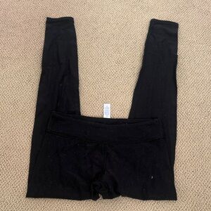Kids Ivivva Black Leggings size 14